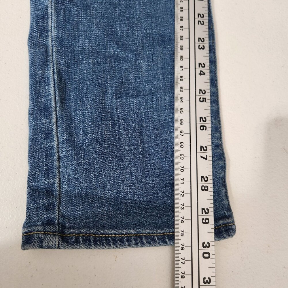 Levis Womens Mid Rise Skinny Jeans Size 8 Medium Wash Denim PUCKERING - Picture 12 of 16